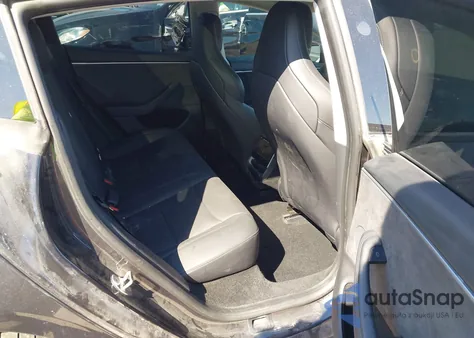 2024 Tesla Model 3 Performance All-Wheel Drive z USA, uszkodzony, nr VIN 5YJ3E1ET3RF822720